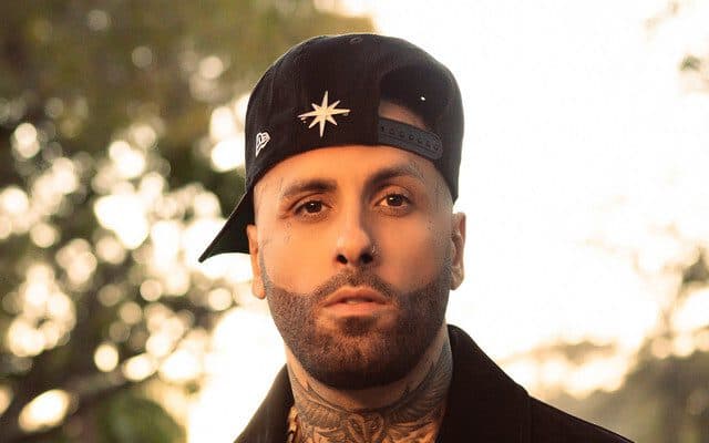 A picture of Nicky Jam.