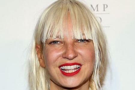 A picture of Sia.