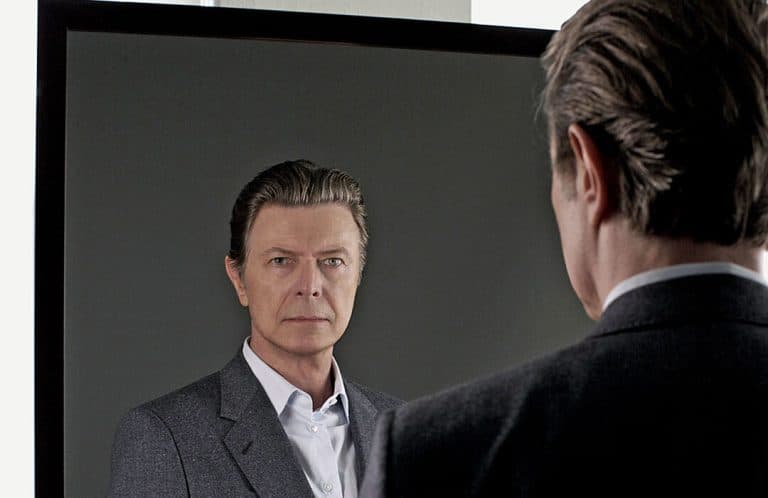 A picture of David Bowie.
