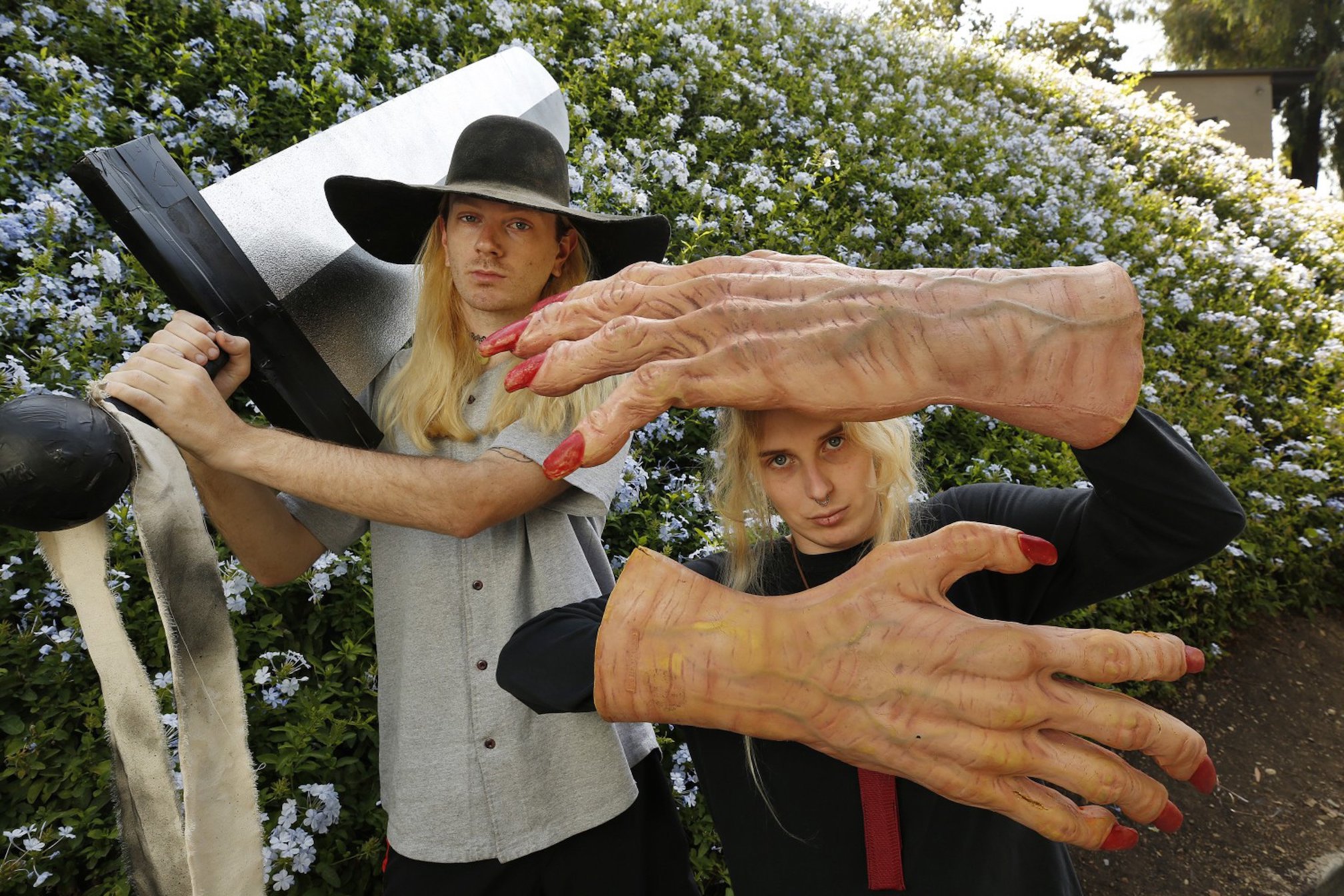 Publicity image of 100 gecs